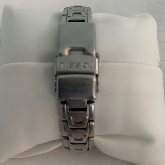 Fossil Blue Woman’s Silver Stainless Steel Water Resistant Watch 3634 - Picture 5 of 12